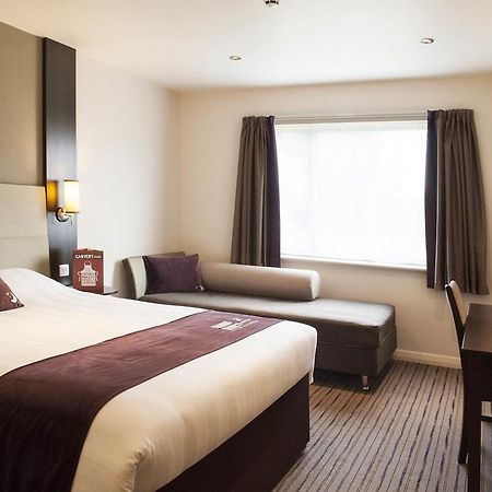 Premier Inn Edinburgh A1 - Newcraighall ภายนอก รูปภาพ