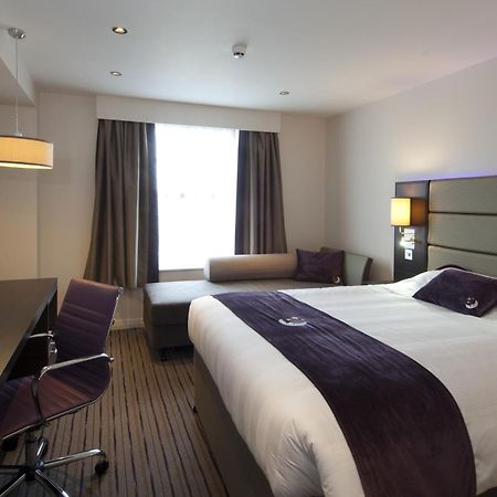 Premier Inn Edinburgh A1 - Newcraighall ภายนอก รูปภาพ