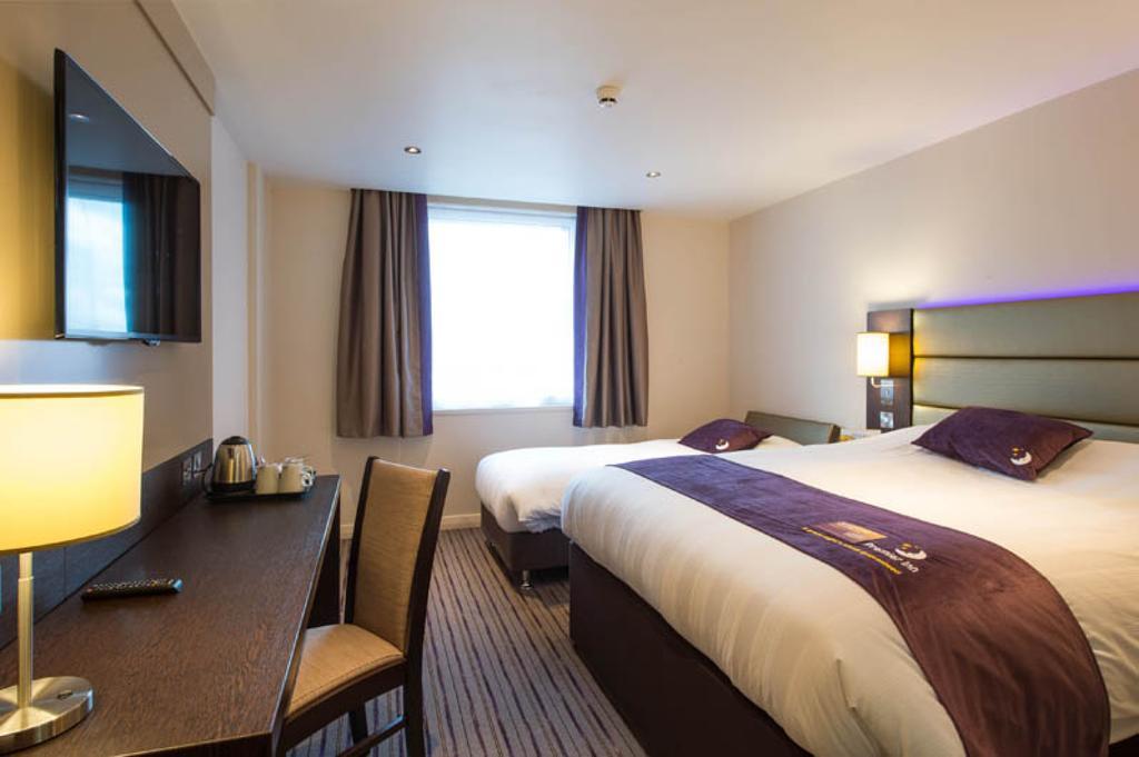 Premier Inn Edinburgh A1 - Newcraighall ภายนอก รูปภาพ