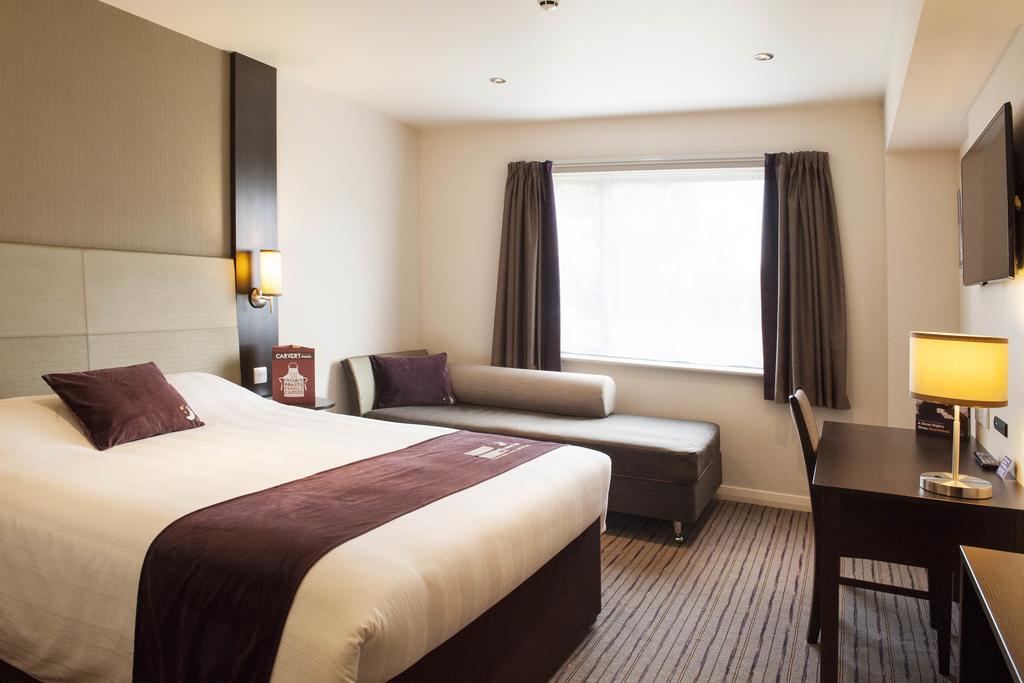 Premier Inn Edinburgh A1 - Newcraighall ภายนอก รูปภาพ
