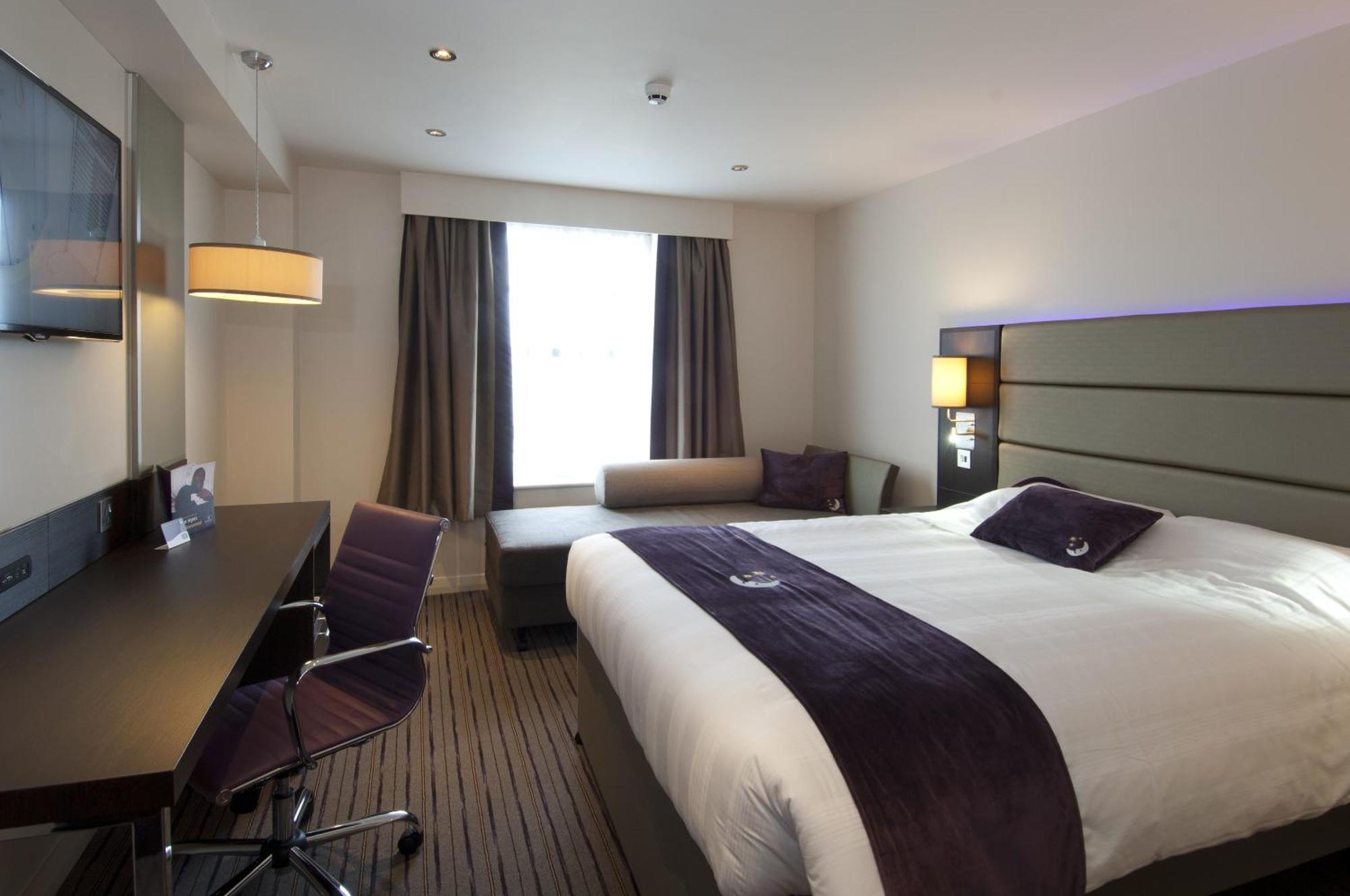 Premier Inn Edinburgh A1 - Newcraighall ภายนอก รูปภาพ