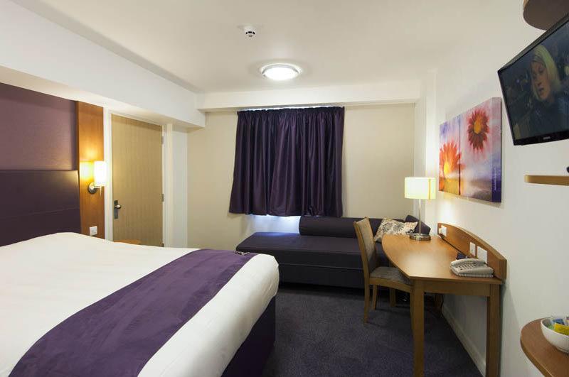 Premier Inn Edinburgh A1 - Newcraighall ภายนอก รูปภาพ